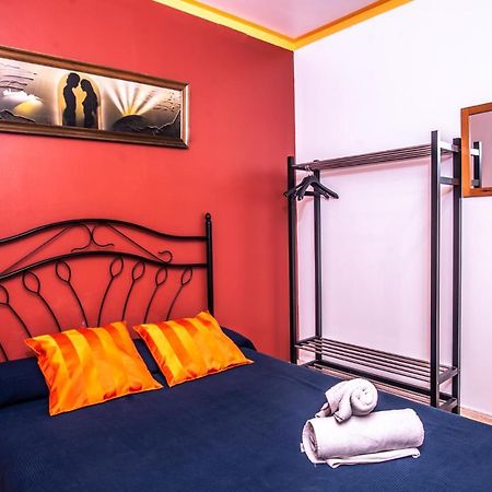 Apartaments Yaco Lloret de Mar Bagian luar foto