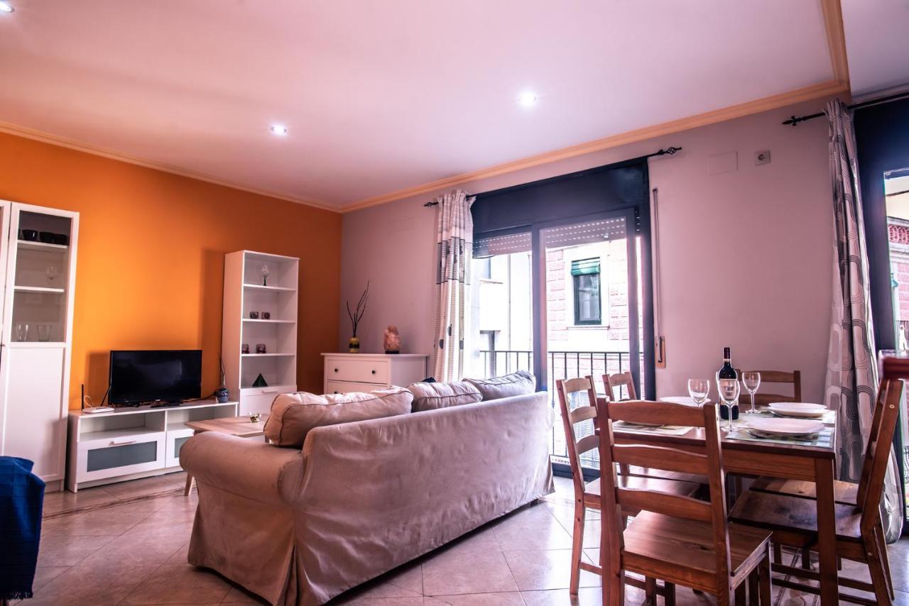 Apartaments Yaco Lloret de Mar Bagian luar foto