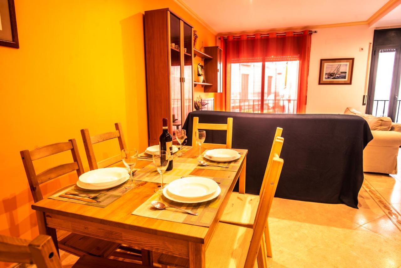 Apartaments Yaco Lloret de Mar Bagian luar foto