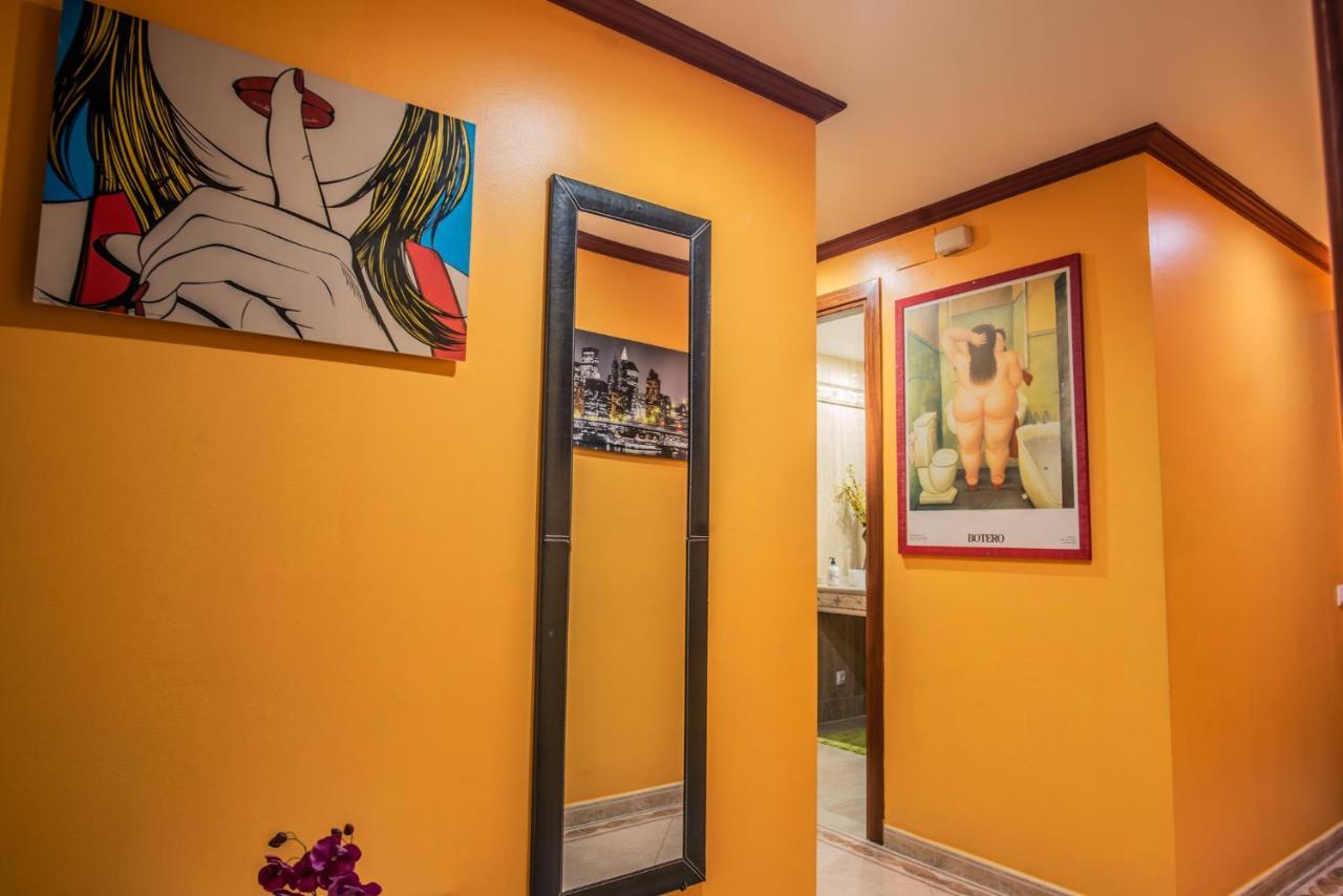 Apartaments Yaco Lloret de Mar Bagian luar foto